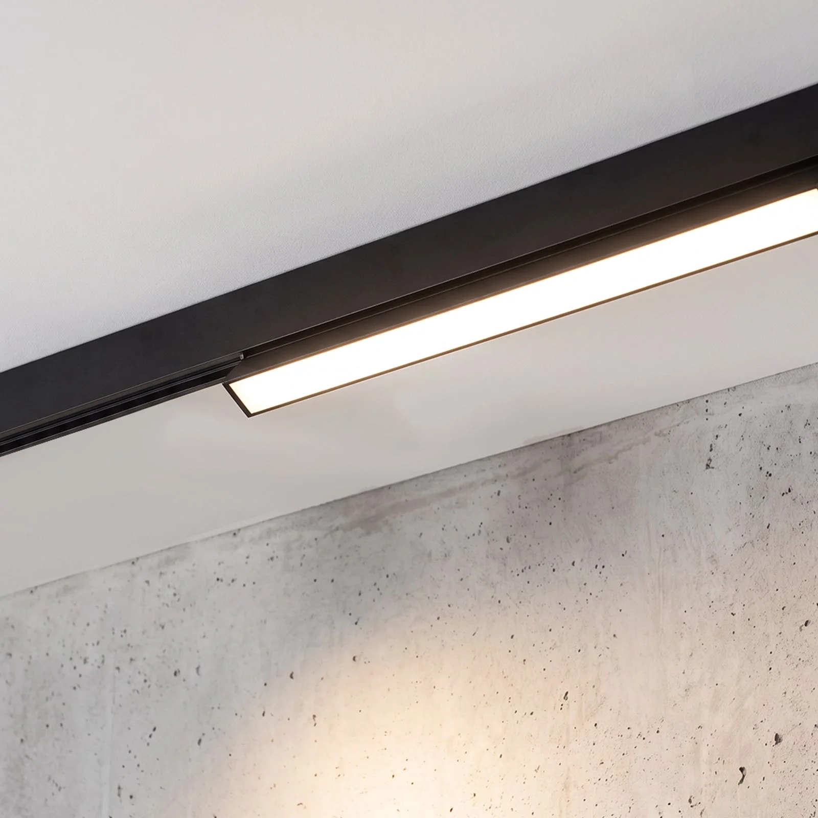 Magnet Lineer Armatür Ayarlanabilir Difüzörlü – Lamptime ML11